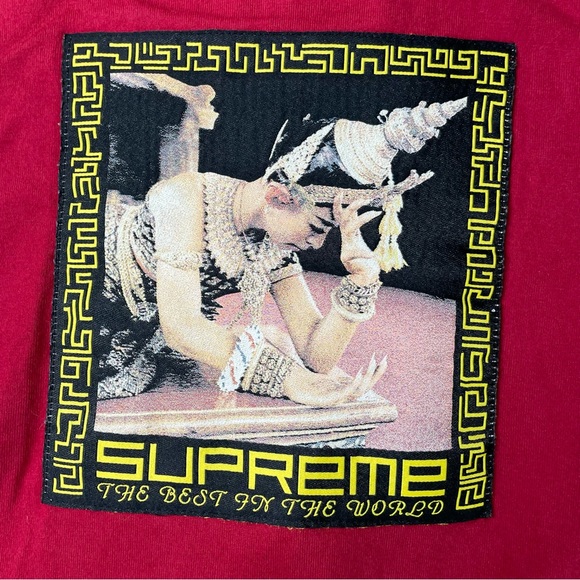 Supreme Red Color Long Sleeve Graphic T-Shirt Mens Medium Size - Picture 2 of 5